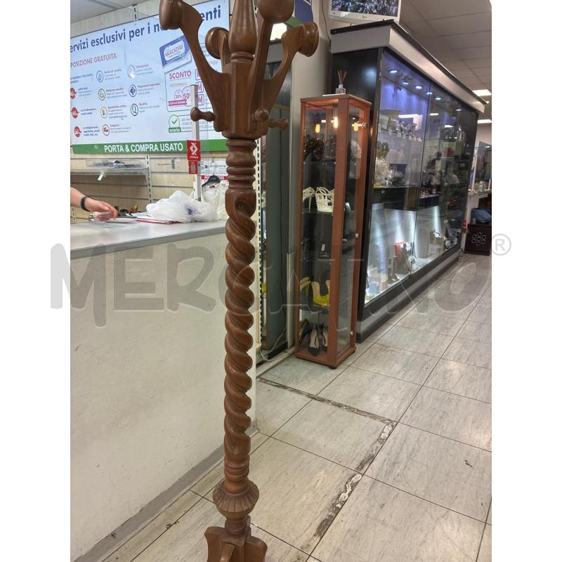 UOMOMORTO LEGNO MARRO CHIARO | Mercatino dell'Usato Montesilvano 2
