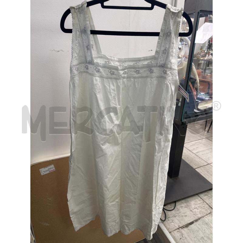 VESTAGLIA DONNA BIANCA RICAMATA VINTAGE | Mercatino dell'Usato Montesilvano 1