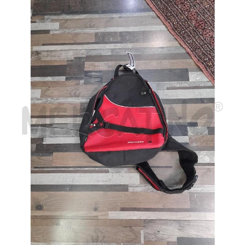ZAINO ROSSO NERO DUCATI | Mercatino dell'Usato Montesilvano 1