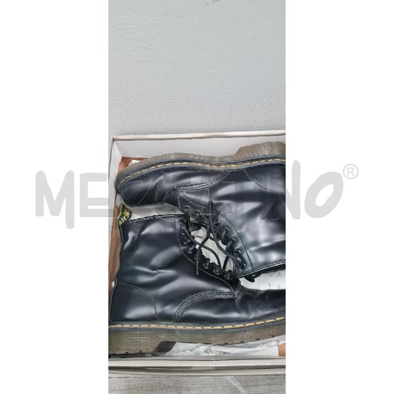 ANFIBI UOMO DR.MARTENS NERO SC. | Mercatino dell'Usato Perugia 2