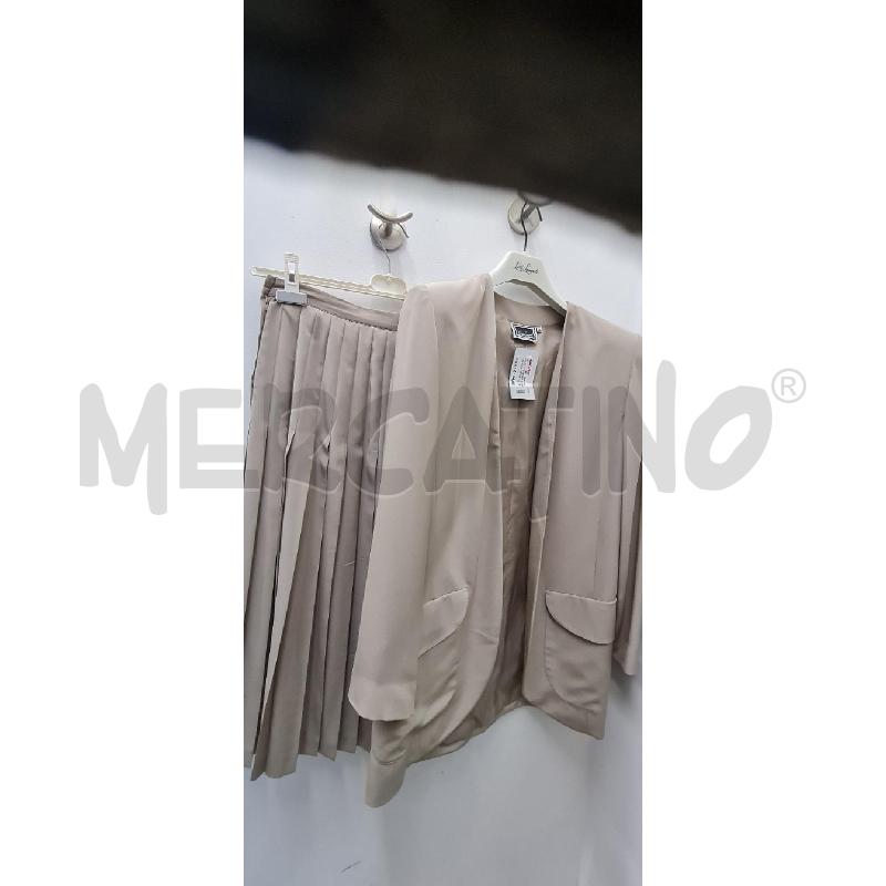 COMPLETO DONNA LUISA SPAGNOLI BEIGE | Mercatino dell'Usato Perugia 1