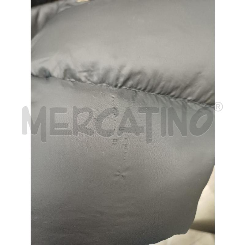 PIUMINO DONNA MONCLEAR NERO DIFETTI | Mercatino dell'Usato Perugia 5