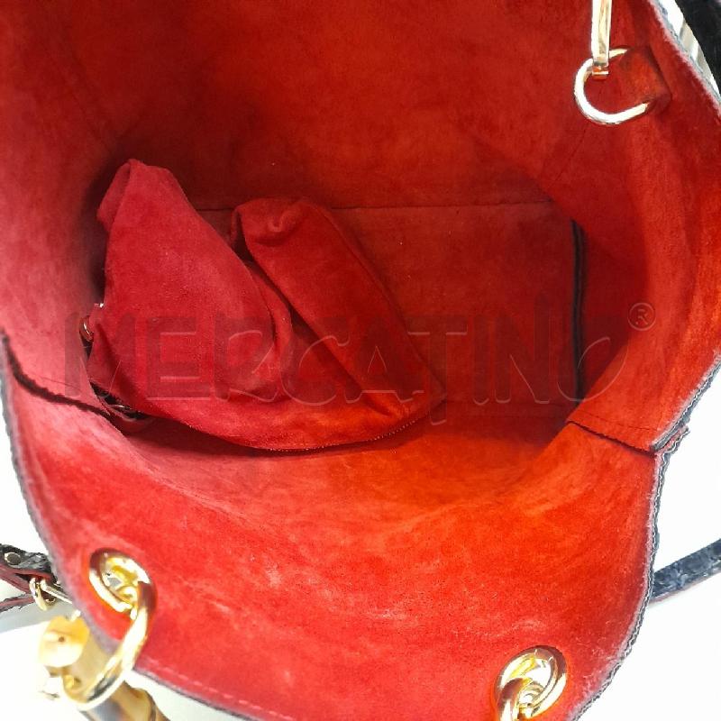BORSA DONNA PELLE NERA INTERNO ROSSO MANICO IN LEGNO  | Mercatino dell'Usato Bastia umbra 3