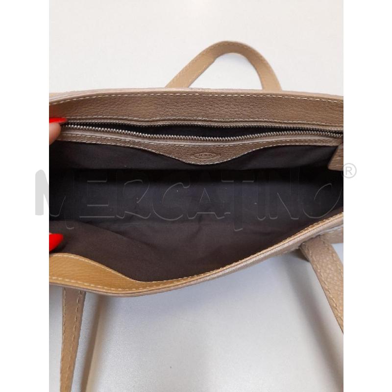 BORSA DONNA TODS NOCCIOLA BAGUETTE | Mercatino dell'Usato Bastia umbra 4