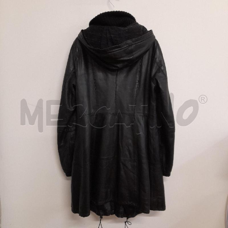 CAPPOTTO DONNA CARACTERE NERO CON CAPPUCCIO DET IN MAGLIA  | Mercatino dell'Usato Bastia umbra 3