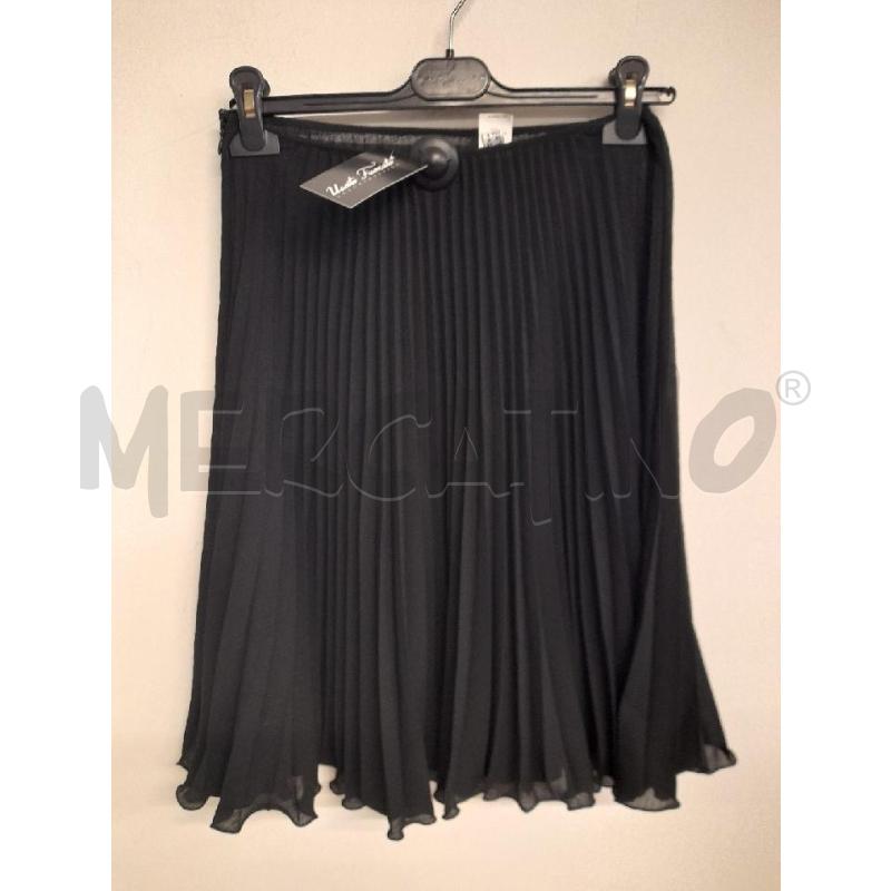 GONNA MOSCHINO PLISSE NERO | Mercatino dell'Usato Bastia umbra 1