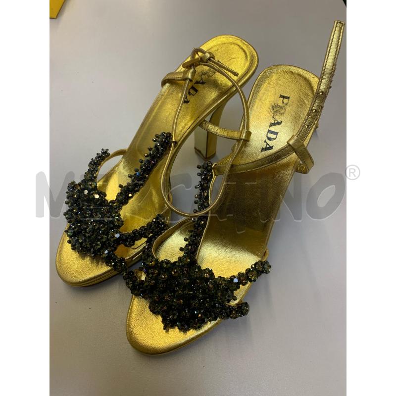 SANDALI DONNA PRADA VINTAGE DORATO CON PIETRE | Mercatino dell'Usato Bastia umbra 1