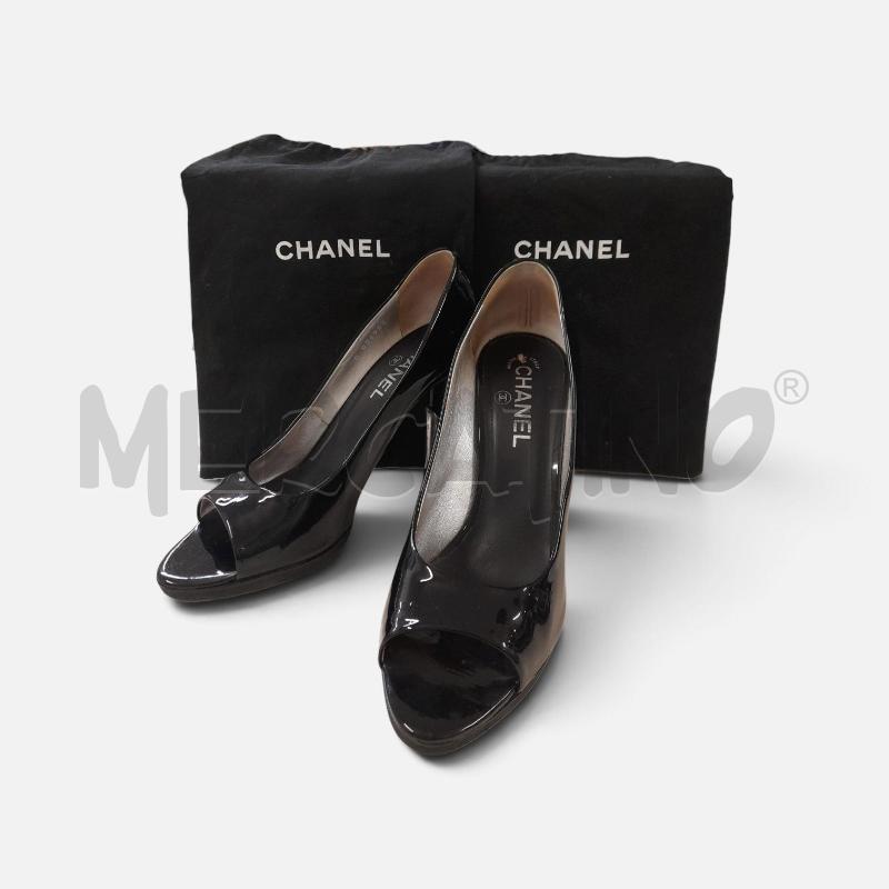 SCARPE TACCHI CHANEL NERE VERNICE (PICCOLI SEGNI) | Mercatino dell'Usato Bastia umbra 1