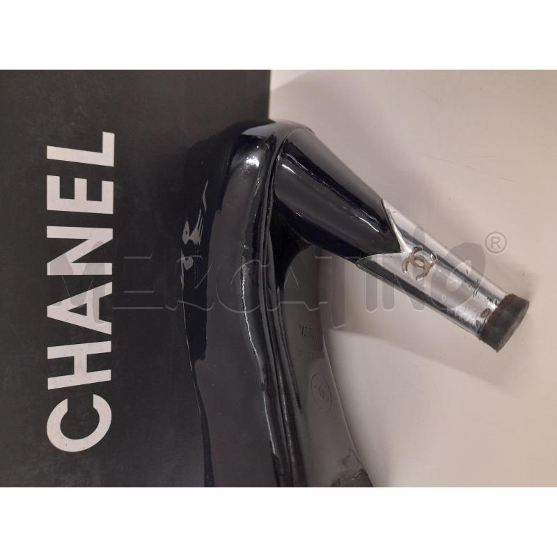 SCARPE TACCHI CHANEL NERE VERNICE (PICCOLI SEGNI) | Mercatino dell'Usato Bastia umbra 3
