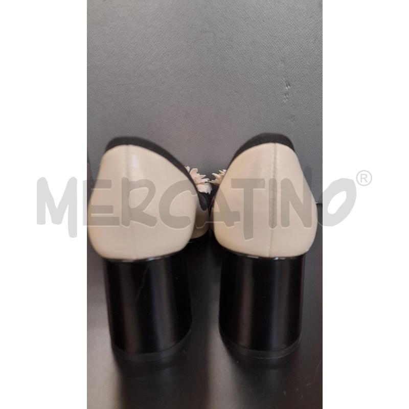 SCARPE TACCHI LE BABE PANNA E NERE CON FIORE | Mercatino dell'Usato Bastia umbra 2