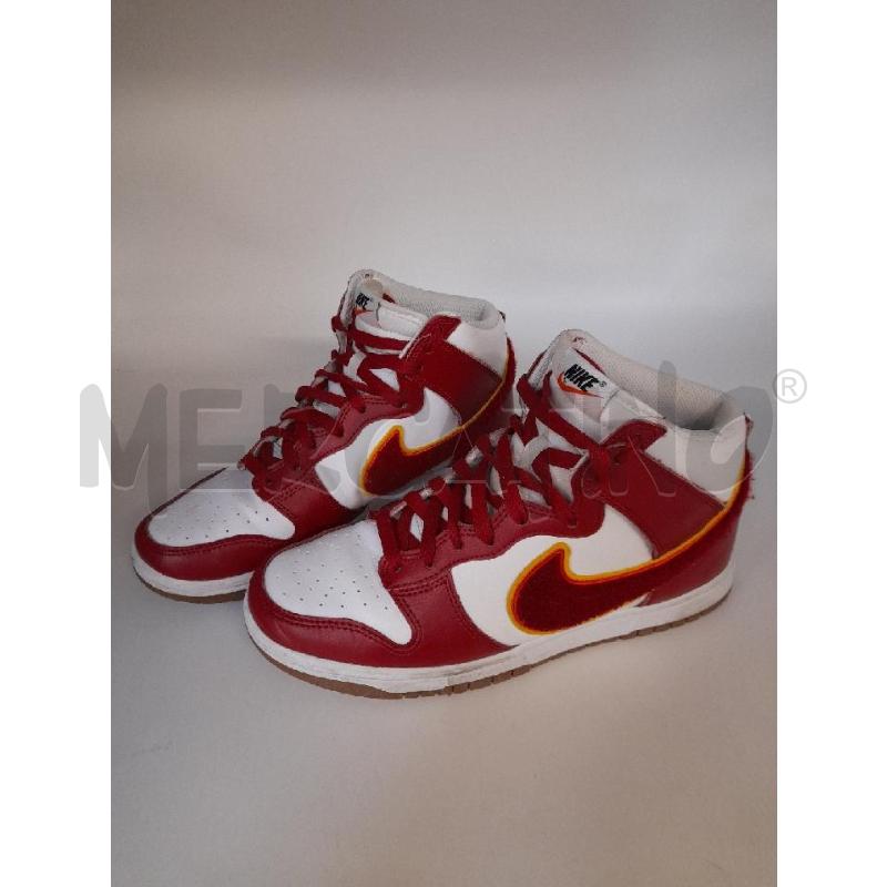 SNEAKERS UOMO NIKE DUNK BIANCHE E ROSSE | Mercatino dell'Usato Bastia umbra 1