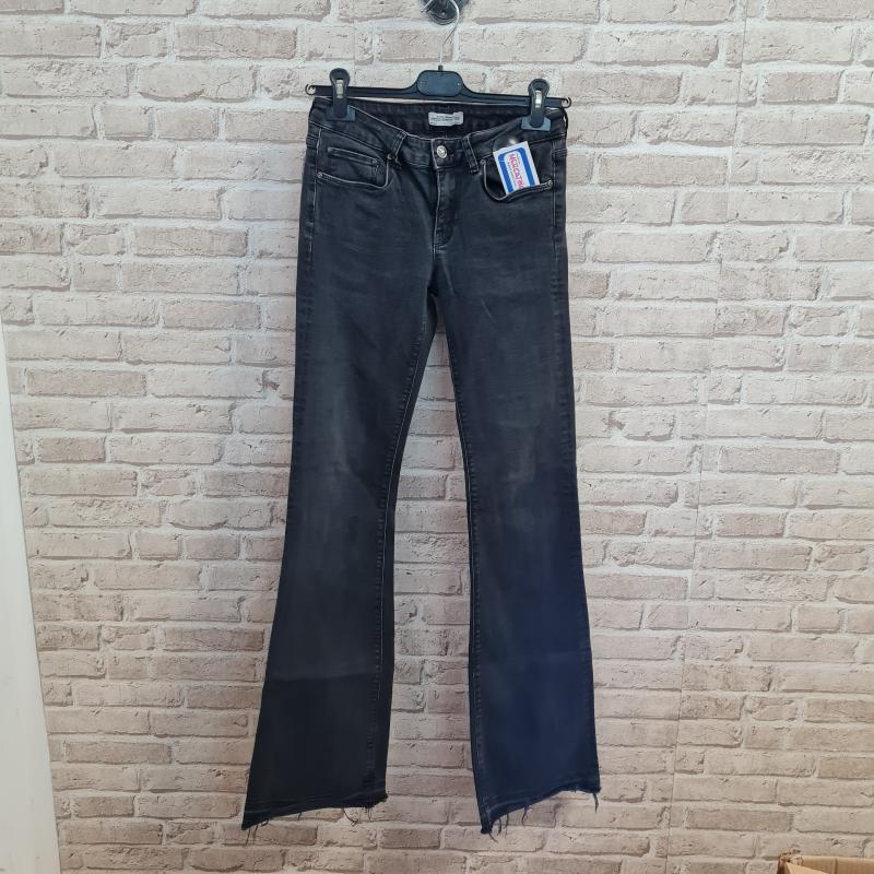 JEANS DONNA ZARA GRGIO SCURO | Mercatino dell'Usato Corciano