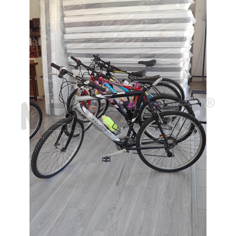 BICICLETTA UOMO NERA E BIANCA TRUMBIANI  | Mercatino dell'Usato Corciano 1