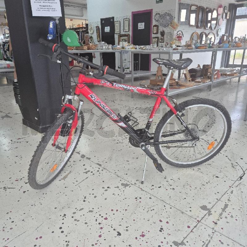 BICICLETTA UOMO TORNADO ROSSA | Mercatino dell'Usato Corciano 1