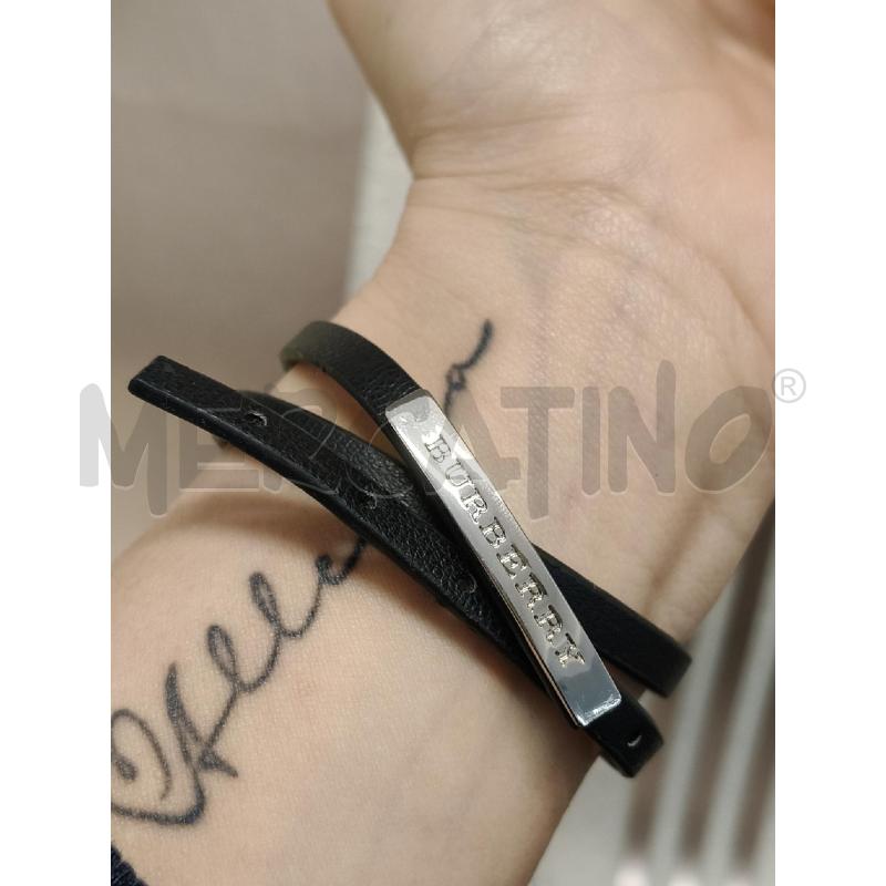 BRACCIALE BURBERRY NERO CON PLACCA  | Mercatino dell'Usato Corciano 1