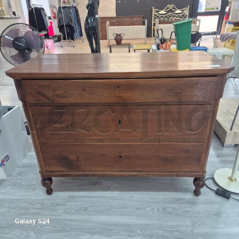 CASSETTIERA IN LEGNO MASSELLO TRE CASSETTI | Mercatino dell'Usato Corciano 1
