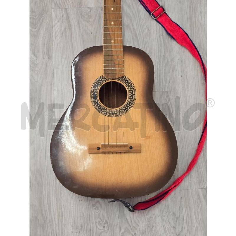 CHITARRA LEGNO CORDA ROSSA | Mercatino dell'Usato Corciano 2