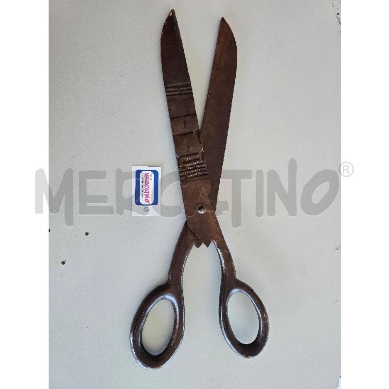FORBICI LEGNO GRANDISSIME  | Mercatino dell'Usato Corciano 2