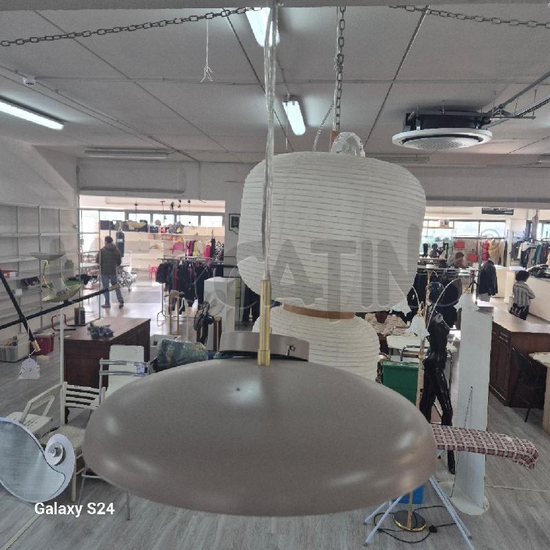 LAMPADARIO IN METALLO BEIGE | Mercatino dell'Usato Corciano 1