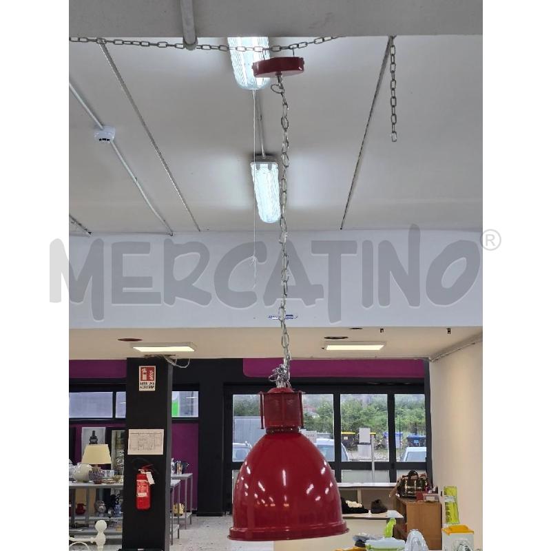 LAMPADARIO STILE INDUSTRIALE ROSSO | Mercatino dell'Usato Corciano 1