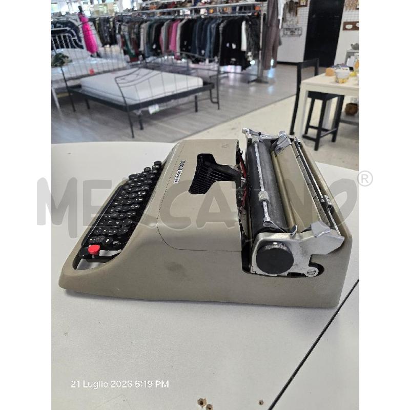 MACCHINA DA SCRIVERE OLIVETTI GRIGIA ANNI 50 | Mercatino dell'Usato Corciano 2