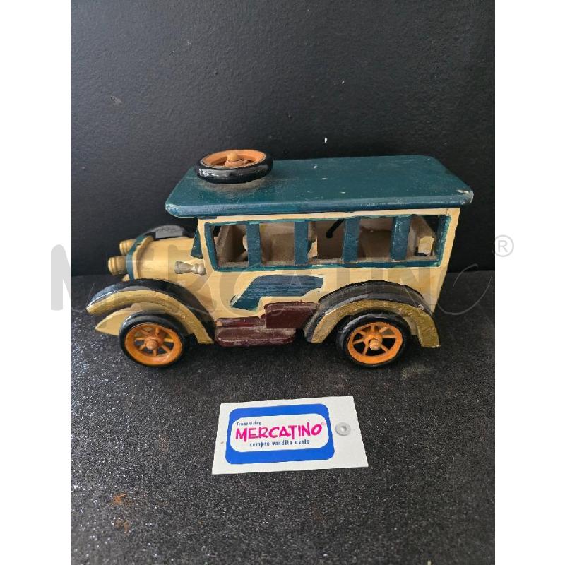 MODELLINO AUTO DI LEGNO  | Mercatino dell'Usato Corciano 2