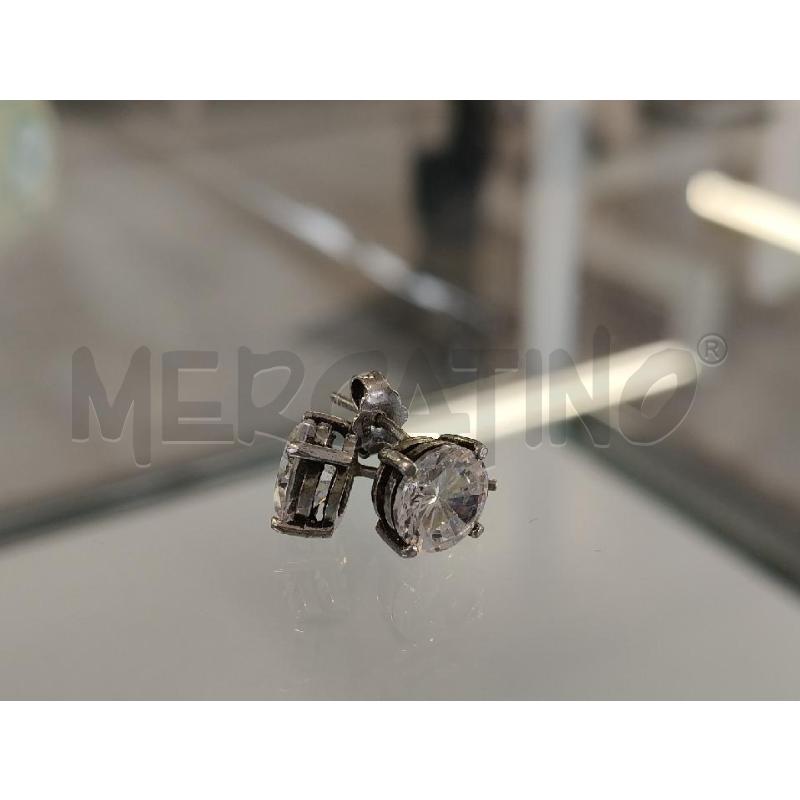 ORECCHINI### PUNTO LUCE | Mercatino dell'Usato Corciano 1