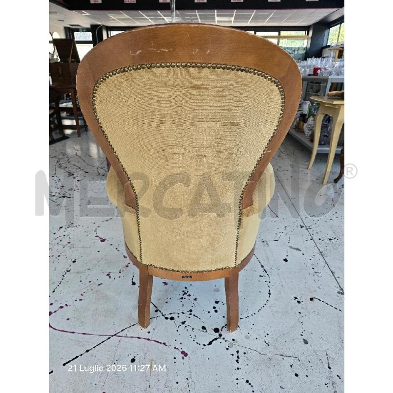 POLTRONA  IMBOTTITA ESTERNO LEGNO MARRONE | Mercatino dell'Usato Corciano 3