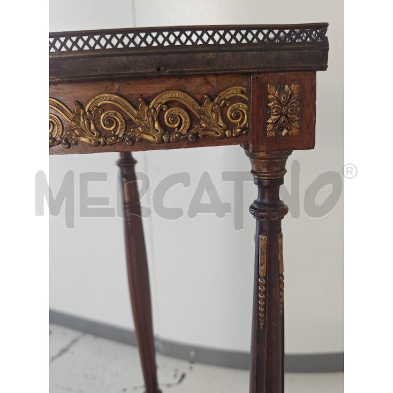 PORTA VASO IN LEGNO CON PIANO MARMO CUORE | Mercatino dell'Usato Corciano 3