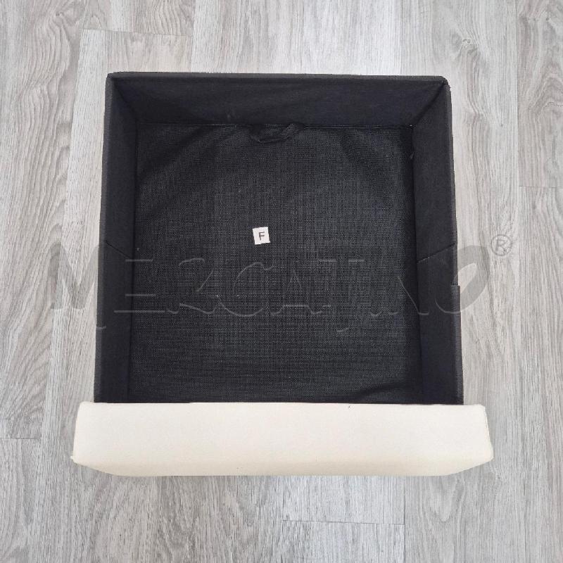 POUF BIANCO CON CASSETTINO  | Mercatino dell'Usato Corciano 3