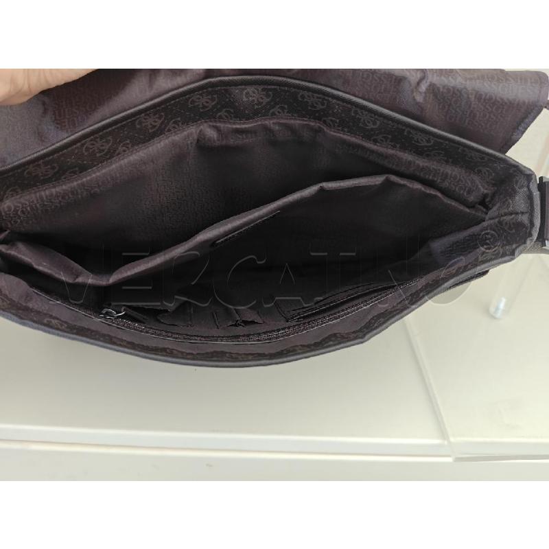 SACCA TRACOLLA GUESS C.TESTA DI MORO  | Mercatino dell'Usato Corciano 3