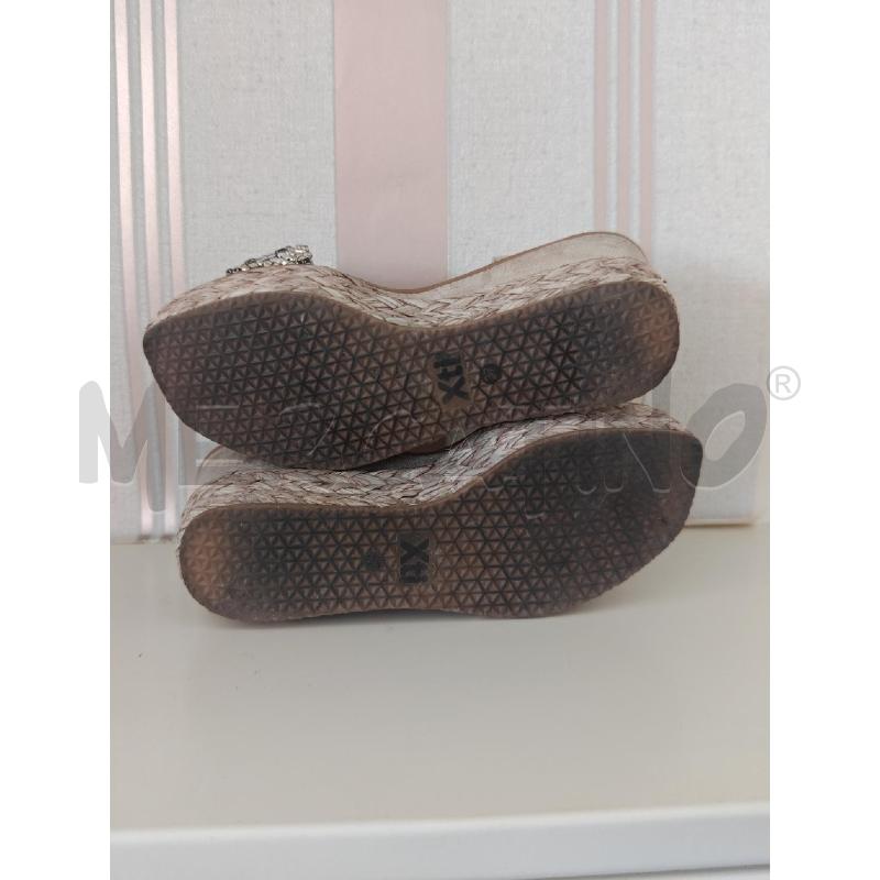 SANDALI DONNA XTI ZEPPA TORTORA FASCIA PIETRE GRIGIE PERLIME BIANCHE ARGENTO | Mercatino dell'Usato Corciano 4