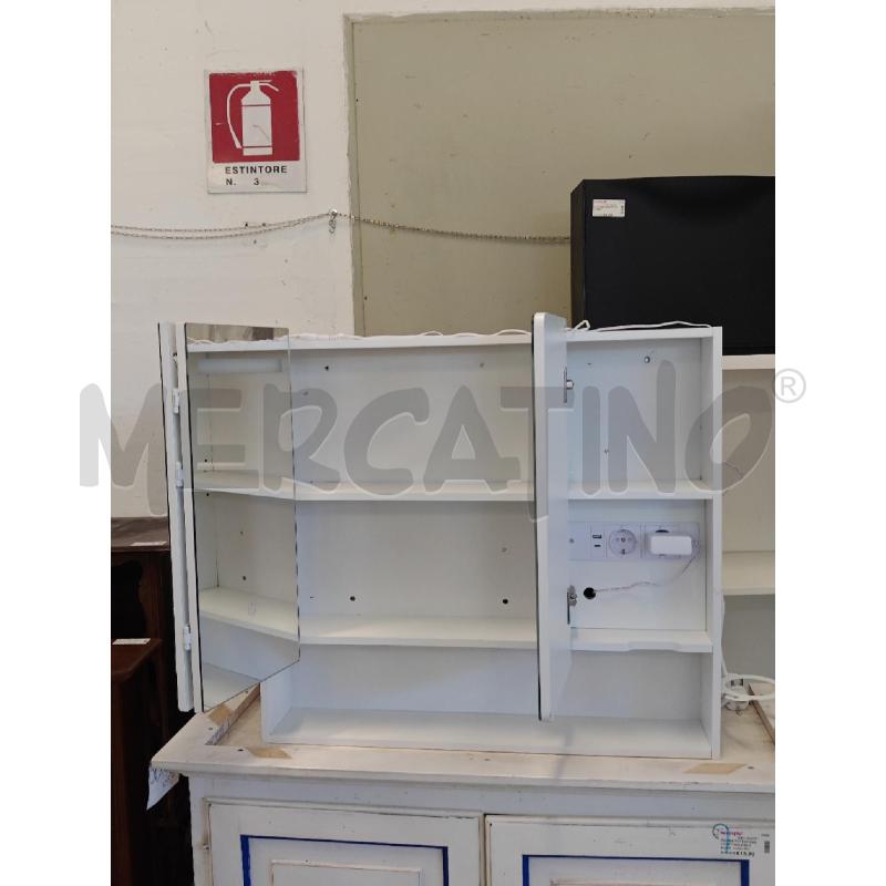SPECCHIO LED TOUCH 3 SPORTELLI | Mercatino dell'Usato Corciano 3
