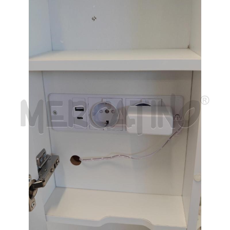 SPECCHIO LED TOUCH 3 SPORTELLI | Mercatino dell'Usato Corciano 4