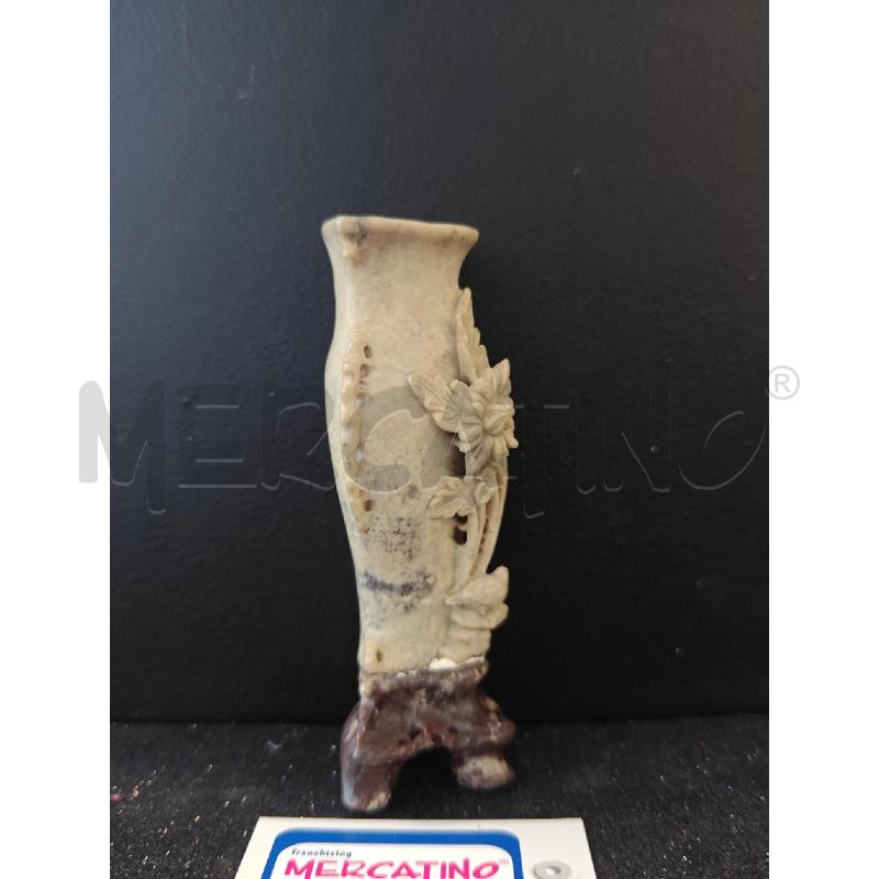 VASO CINESE IN PIETRA SAPONARIA CON ORNAMENTI SCOLPITI FIORI | Mercatino dell'Usato Corciano 3