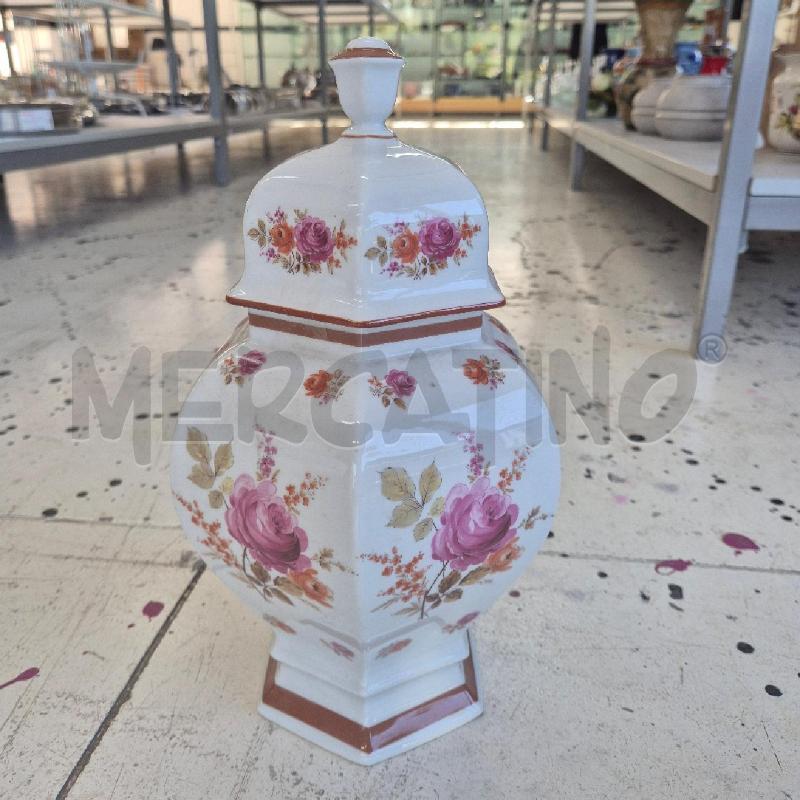 VASO CON ROSE COPERCHIO ROYAL CHINA | Mercatino dell'Usato Corciano 1