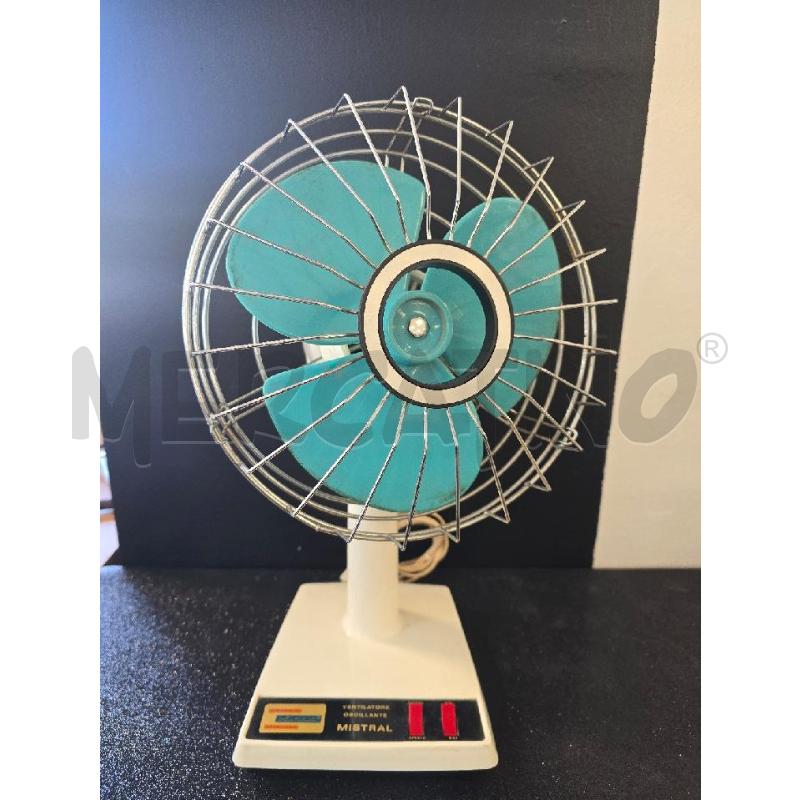VENTILATORE CON PALE AZZURRE BASE BIANCA | Mercatino dell'Usato Corciano 1