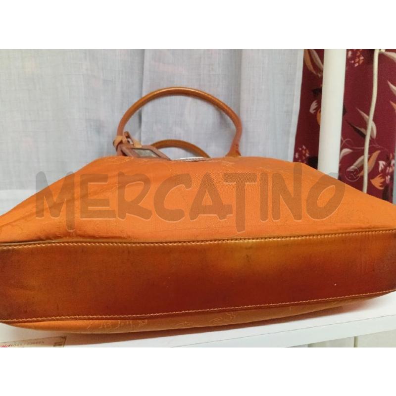 BORSA DONNA ALVIERO MARTINI ARANCIONE  | Mercatino dell'Usato Montemurlo 3