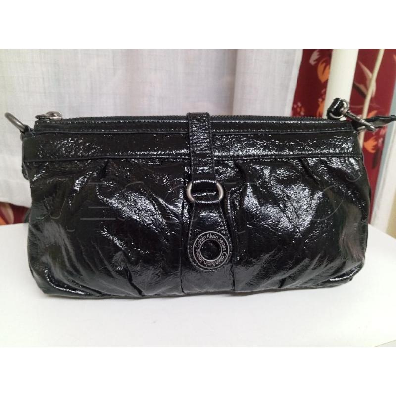 BORSA DONNA CALVINKLEIN NERO LUCIDO | Mercatino dell'Usato Montemurlo 1