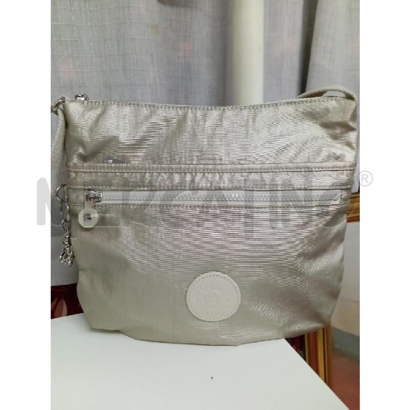BORSA DONNA KIPLING ARGENTATA | Mercatino dell'Usato Montemurlo 1
