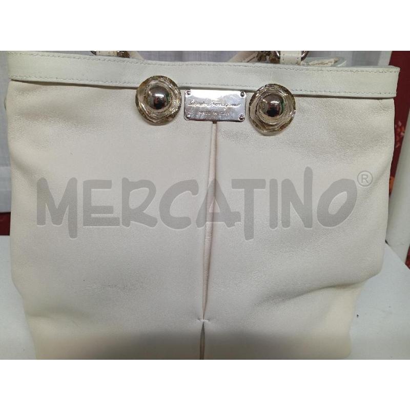 BORSA DONNA SALVATORE FERRAGAMO BEIGE | Mercatino dell'Usato Montemurlo 2