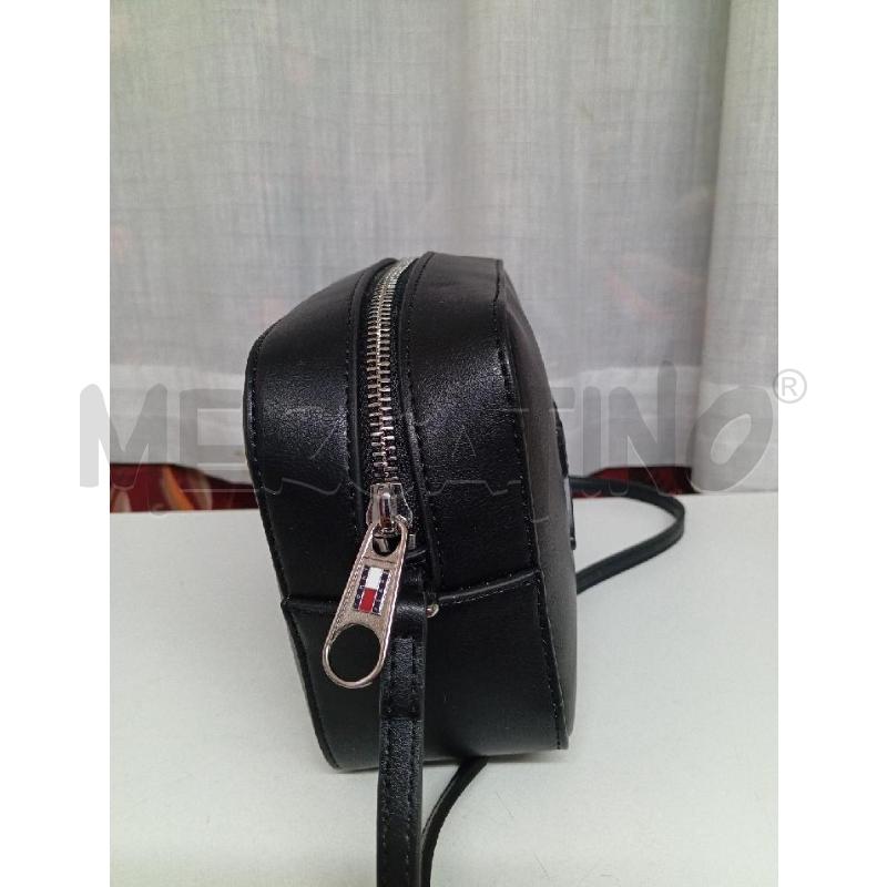 BORSETTA DONNA TOMMY HILFIGER NERA | Mercatino dell'Usato Montemurlo 2
