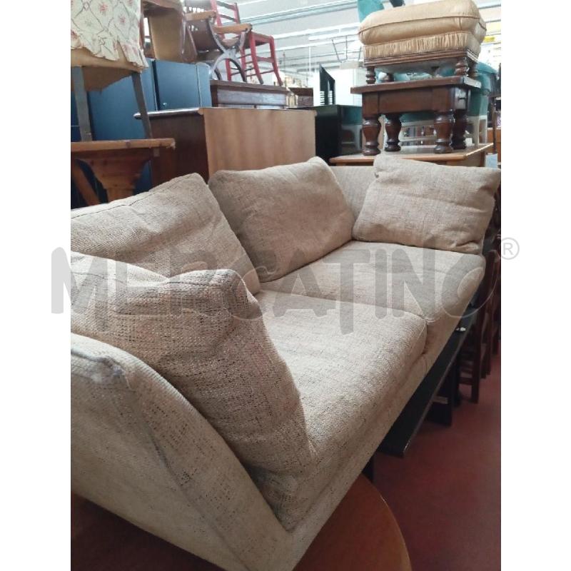 DIVANO POLTRONE SOFRA BEIGE TESSUTO | Mercatino dell'Usato Montemurlo 1