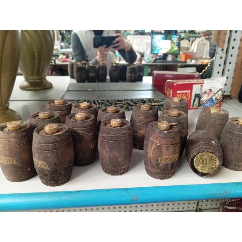 PICCOLE BOTTI FINE GRAPPA LIBARNA 13PZ | Mercatino dell'Usato Montemurlo 1