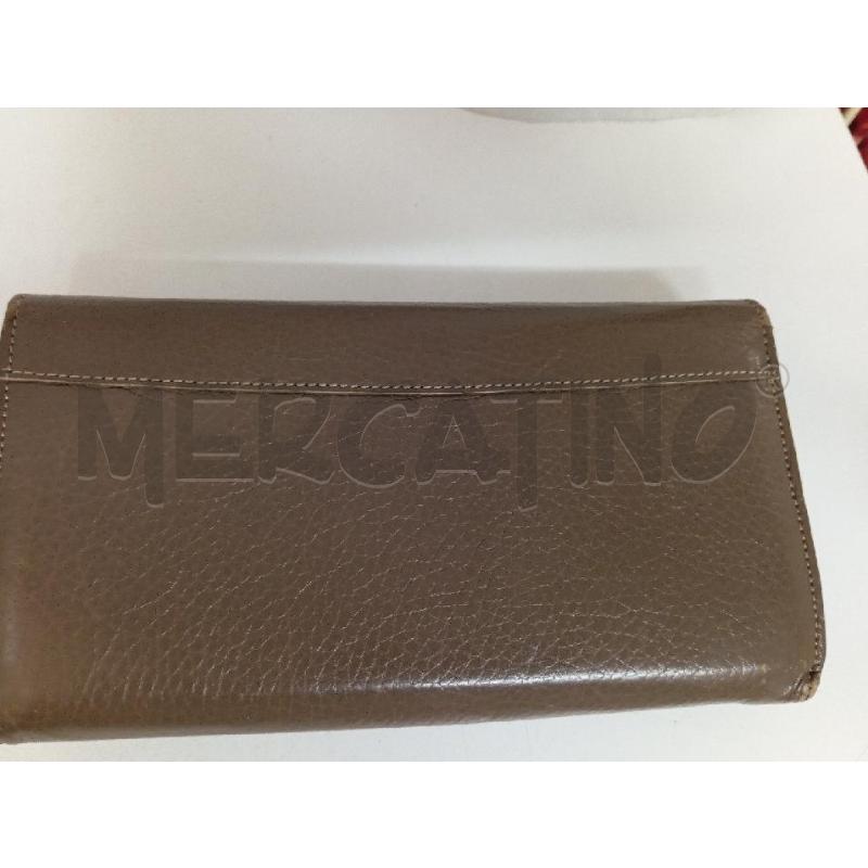 PORTA FOGLIO LOUIS VUITTON CON SEGNI DI USURA | Mercatino dell'Usato Montemurlo 2