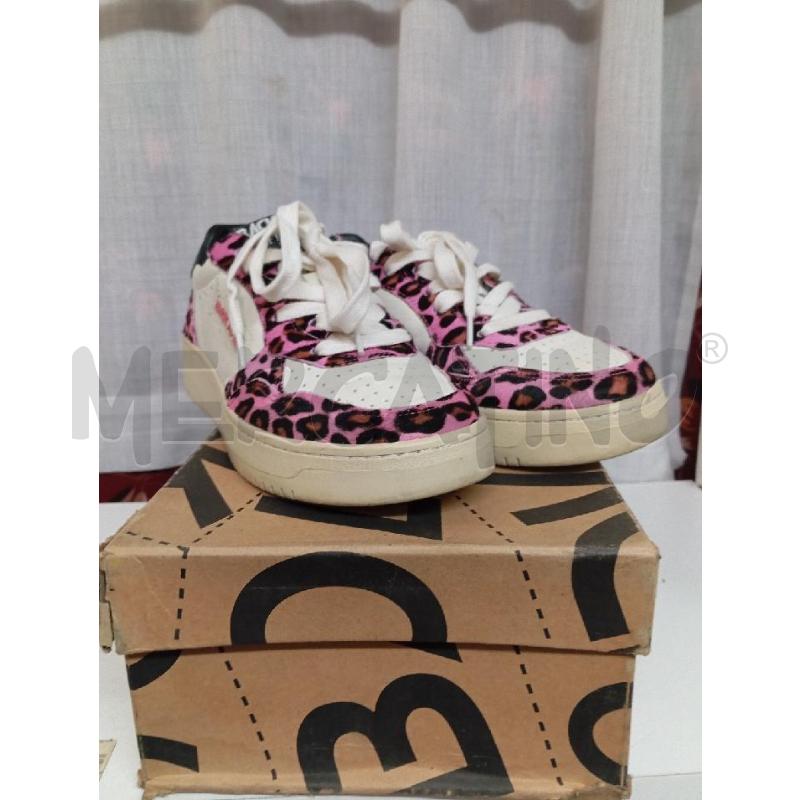 SCARPE DONNA BACK 70 BIANCA E FUXIA MACULATE | Mercatino dell'Usato Montemurlo 1