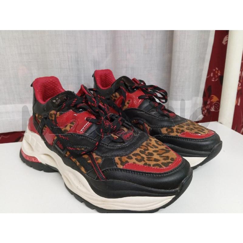 SCARPE DONNA BUFFALO NERE MACULATE  | Mercatino dell'Usato Montemurlo 1