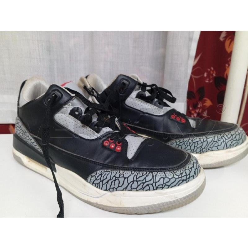 SCARPE UOMO NIKE JORDAN BLACK CEMENTE NERE E GRIGIE | Mercatino dell'Usato Montemurlo 1