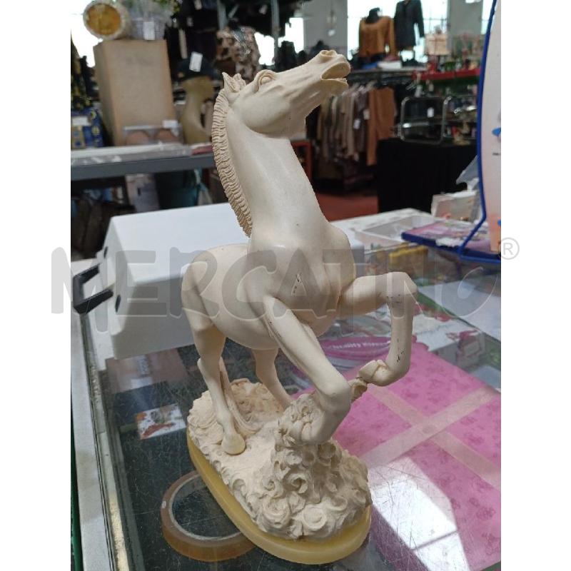 STATUETTA RESINA CAVALLO | Mercatino dell'Usato Montemurlo 2