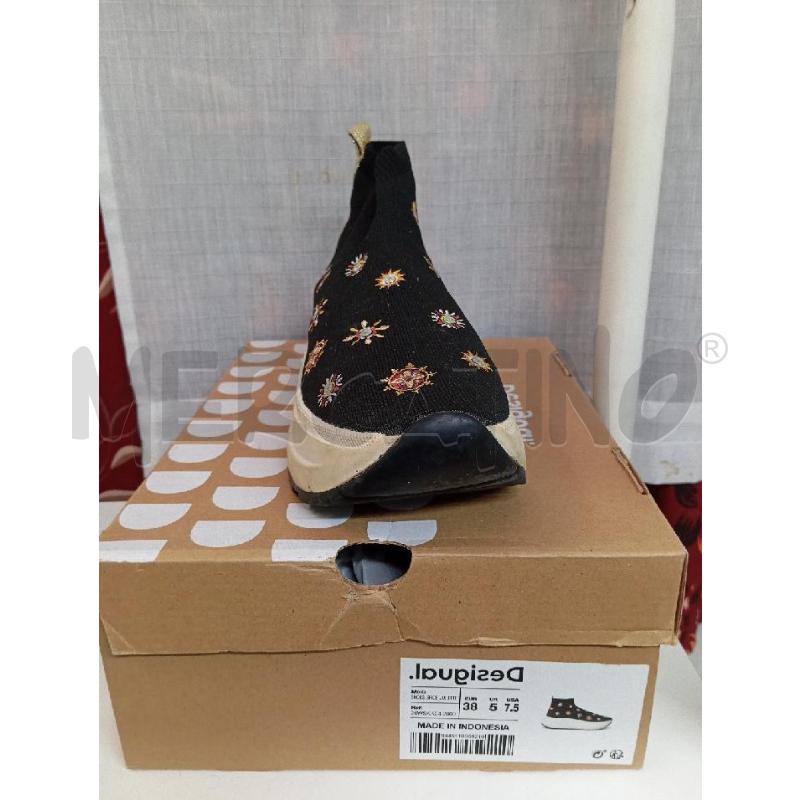 STIVALETTI DONNA DESIGUAL NERO FIORI | Mercatino dell'Usato Montemurlo 1